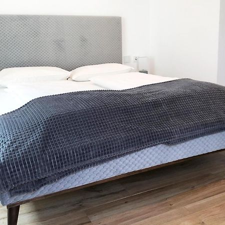 Laurentia Penthouse Apartment Meran Zewnętrze zdjęcie