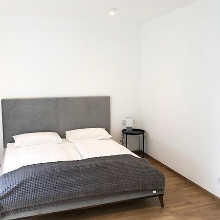 Laurentia Penthouse Apartment Meran Zewnętrze zdjęcie