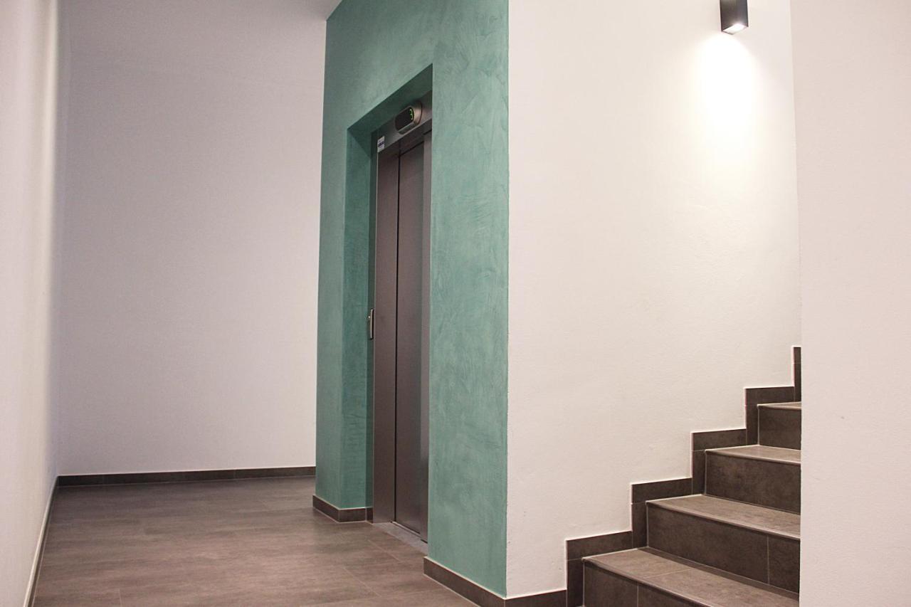 Laurentia Penthouse Apartment Meran Zewnętrze zdjęcie